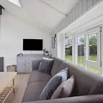 Petrus - 750m From The Sea By Interhome Hejls