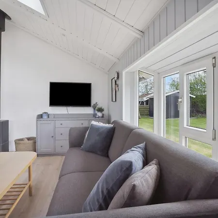 Petrus - 750m From The Sea By Interhome Hejls