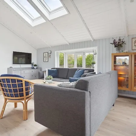 Petrus - 750m From The Sea By Interhome *