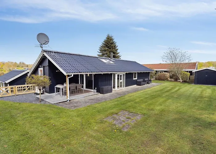 Petrus - 750m From The Sea By Interhome *